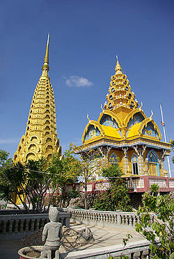 Phnom Sampeou 01.jpg