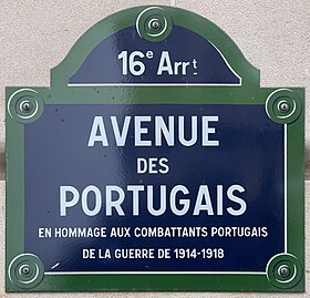 Voir la plaque.