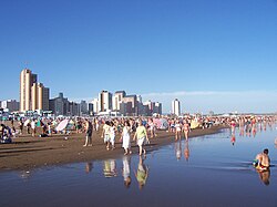 Necochea beachfront Playa-Necochea.JPG