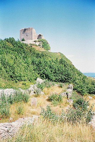 <span class="mw-page-title-main">Rufus Castle</span> Grade I listed castle in the United Kingdom