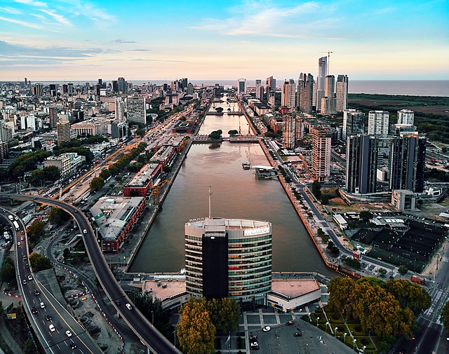 Diques de Puerto Madero.