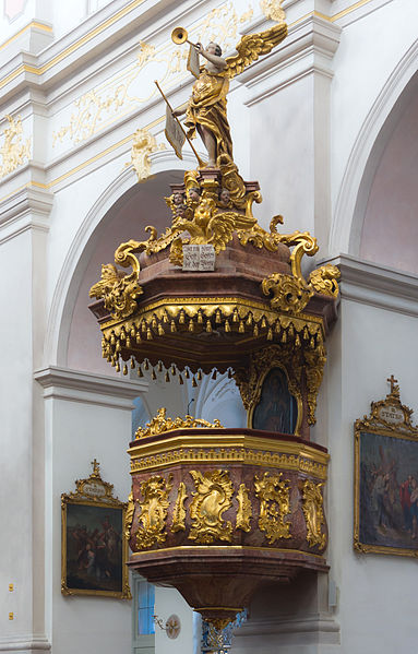 File:Pulpit Peterskirche Munich.jpg