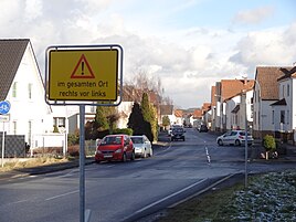 Griedel: Geschichte, Bevölkerung, Wappen