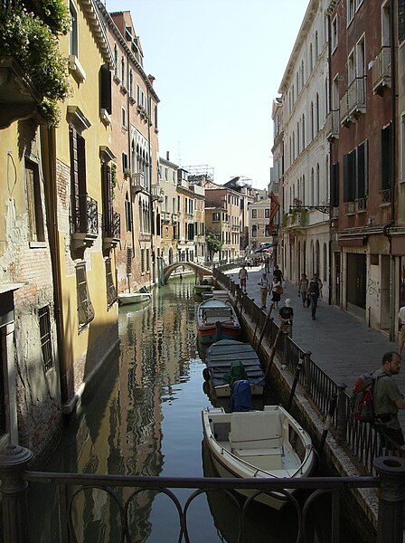 File:Rio di San Provolo (Venice).jpg