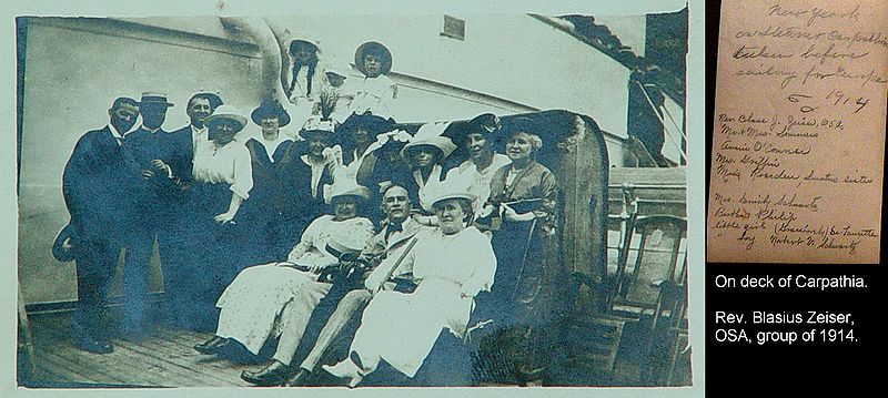 File:Rms carpathia passengers on deck 1914 blasius zeiser osa group of 1914.JPG