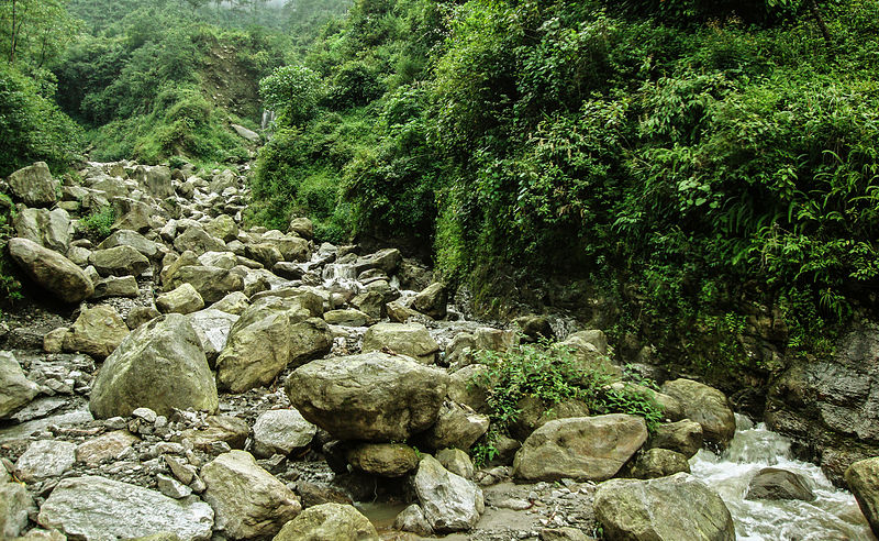 File:Rock Garden, Darjeeling 15-08-2011.JPG