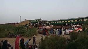 Sadiqabad Kereta Api Accident.jpg