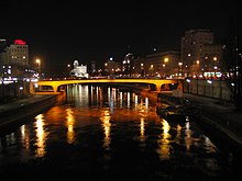 Schwedenbrücke nachts.jpg