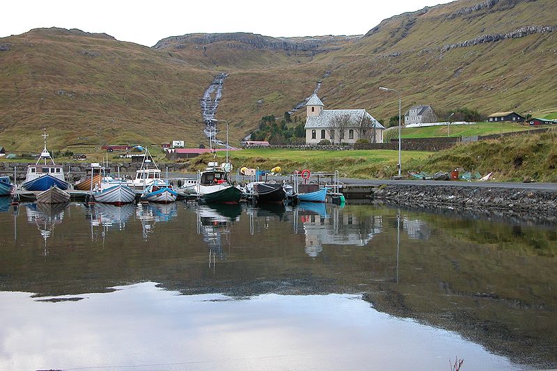File:Selatrað, Faroe Islands (2).JPG