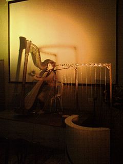 Serafina Steer English harpist, pianist, singer and songwriter