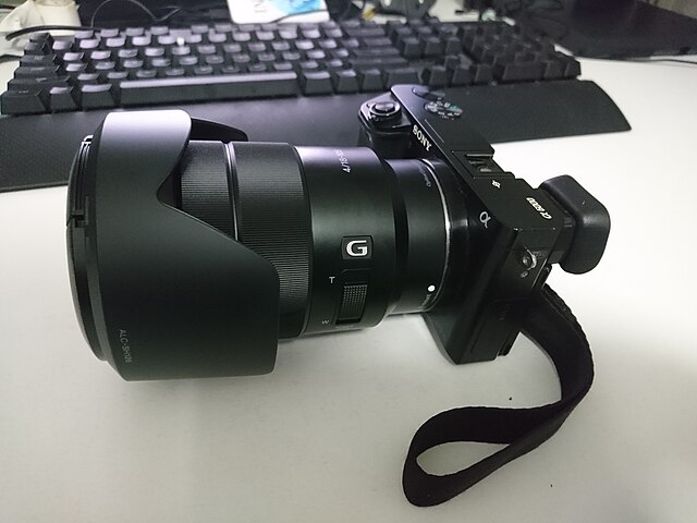 SONY E PZ 18-105 F4 G OSS