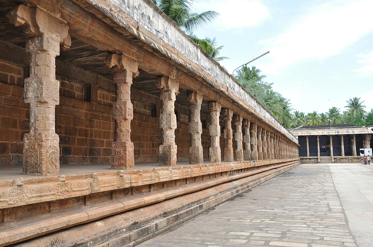 Temple 1. Храм Джамбукешвара. Храм Шри-поннамбалаванесварам-Ковиль. Temple one. Varamurthyeswarar Temple in Tamil Nadu.