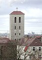 Blick auf den Kirchturm von St. Marien, von der Kirche Zur frohen Botschaft