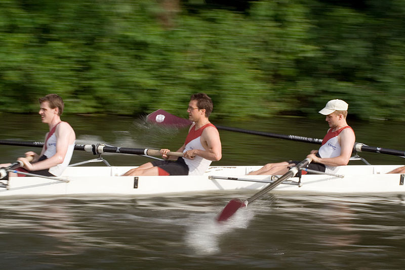 File:St Cats College Boat Club May Bumps 2006.jpg