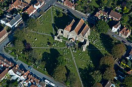 Luchtfoto van de parochiekerk Saint Thomas the Martyr