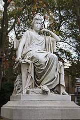 Statue of Sarah Siddons