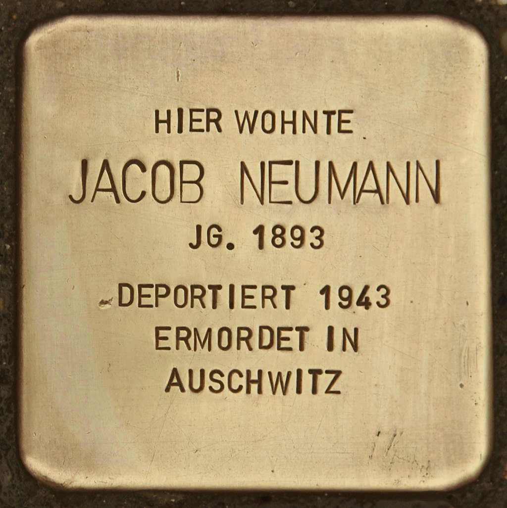 Stolperstein für Jacob Neumann (Woltersdorf).jpg