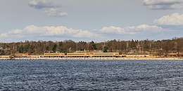 Strandbad Berlin-Wannsee vom Lásd 04-2015.jpg