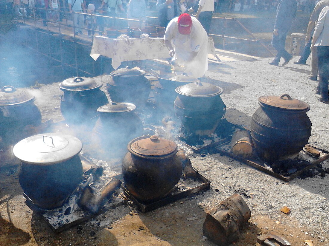 Clay pot cooking