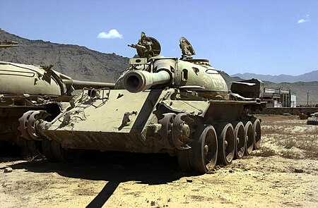 Fail:T-54A_and_T-55_at_Bagram_Air_Base.jpg