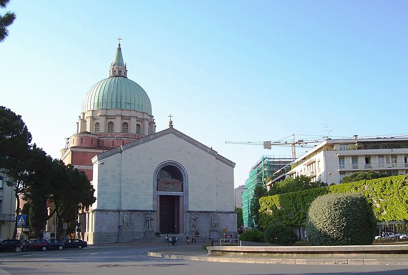 File:Tempio ossario.jpg