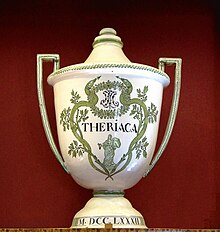 stara waza do przechowywania teriaku z napisem theriaca