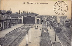 ThG 564 - VIERZON - La Gare prise du Pont.jpg