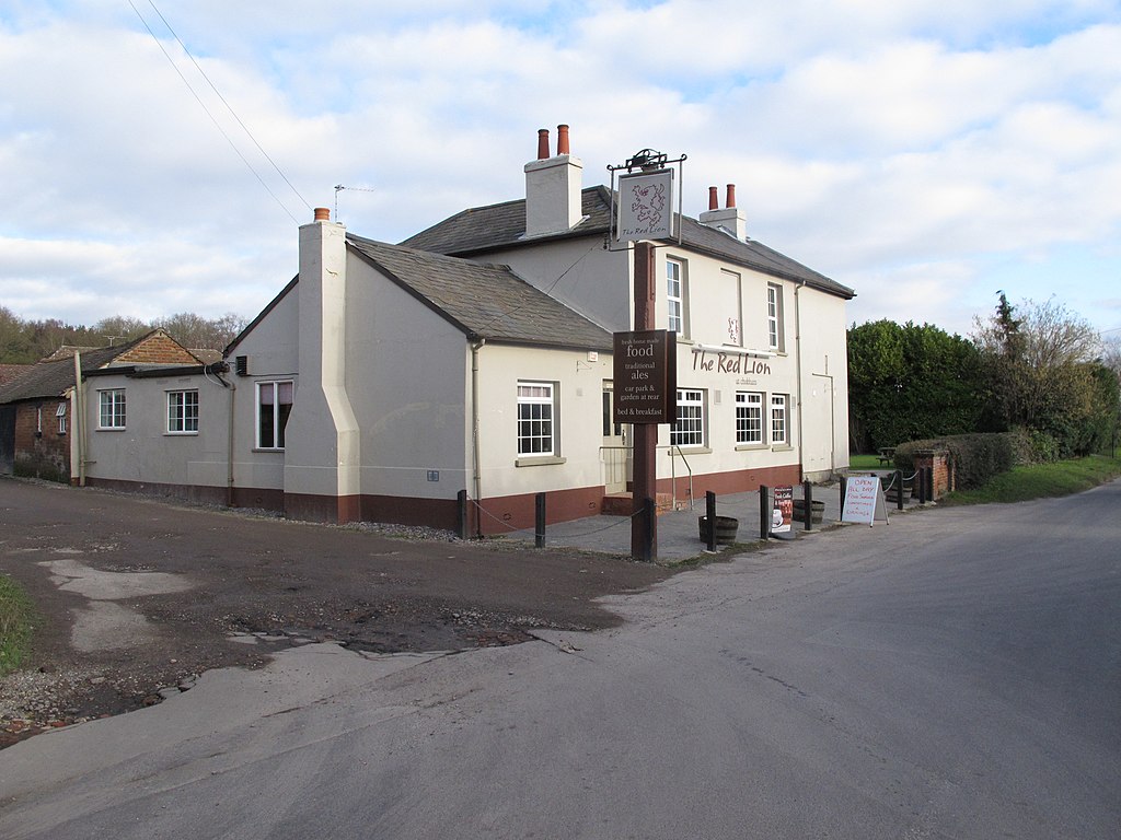 The Red Lion, Burrowhill - geograph.org.uk - 2251245