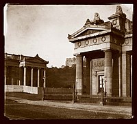 The National Gallery of Scotland under construction in the 1850s behind the Royal Institution