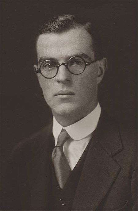 Thornton Wilder Yale graduation photo 1920.jpg