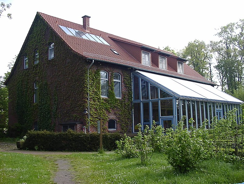 File:Todtenhausen Biologische Station1.jpg