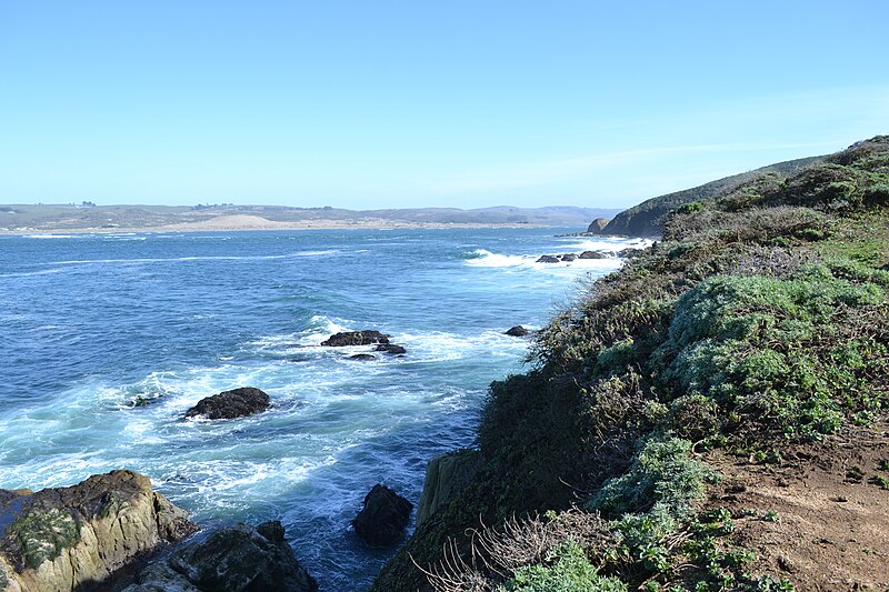 File:Tomales Bay as viewed from Tomales Point Trail 3.JPG