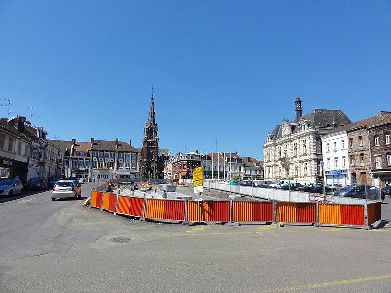 File:Travaux de la branche vers Vieux-Condé de la ligne B du tramway de Valenciennes fin juillet 2012 (196).JPG