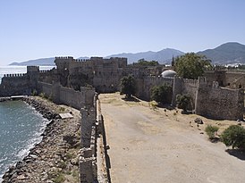 Вид на крепость с главной башни