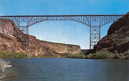 Original cantilever bridge, from a 1950s postcard