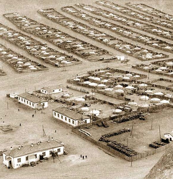 Yurt quarter in Ulaanbaatar in 1972