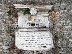 Lion de saint Marc visible sur les murs du Fort Neuf.