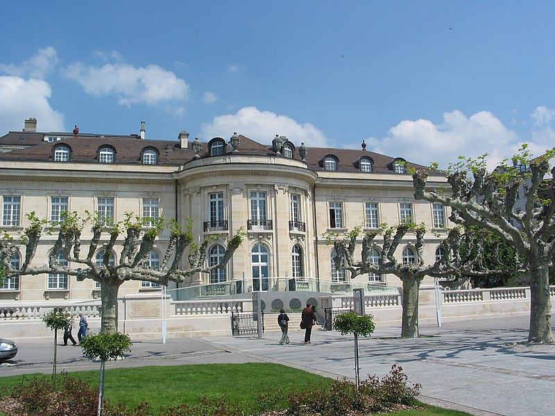 File:Vevey.JPG