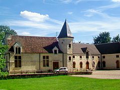 Ferme du château, rue de la Comté (RD 169).