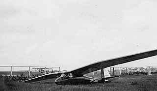 W.W.S.3 Delfin Training glider