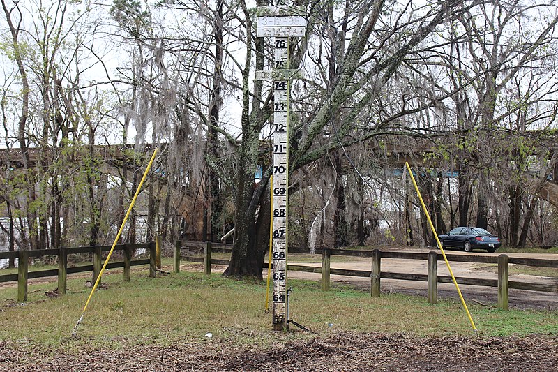 File:Water height sign in Clyde T. Hopkins Municipal park.jpg