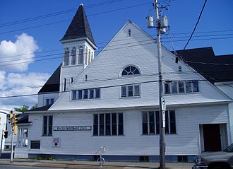 West End United Baptist Church on Quinpool Road West End United Baptist.JPG