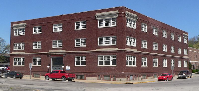 File:Wherrett-Mize Drug bldg from SE 1.JPG