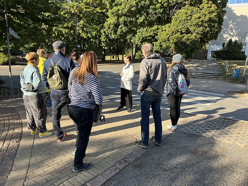 File:Wiki Loves Monuments photowalk at Kerava with Sinkka museum at September 2022.jpg