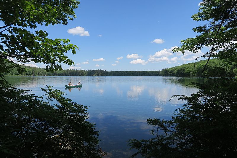 File:Willard Pond, Antrim NH.jpg