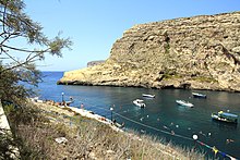 Xlendi Bay Gozo Malta 2014 3.jpg