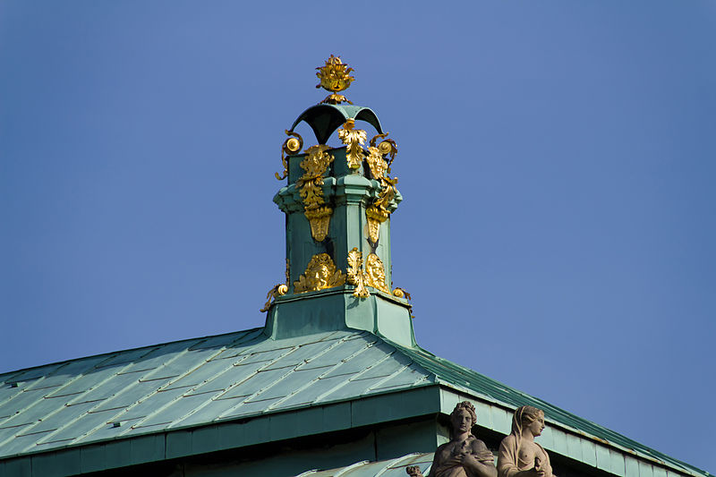 File:Zwinger Deutscher Pavillon Detail3.jpg