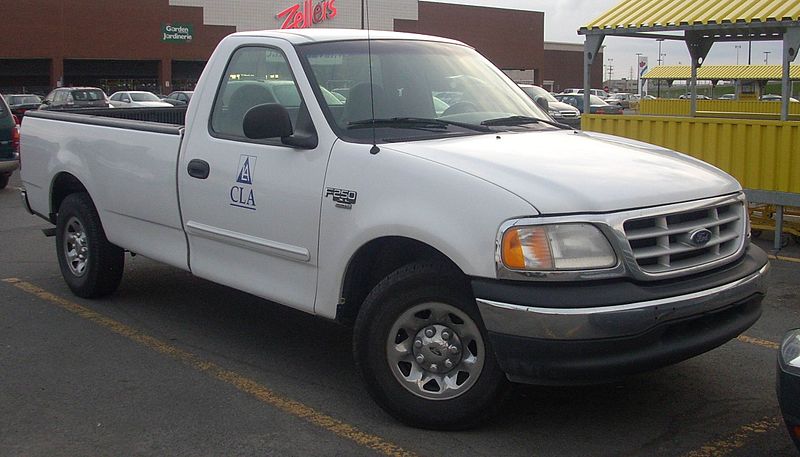 File:'97-'98 Ford F-250 XL Regular Cab.JPG