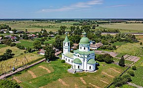 Вид с воздуха на Трехсвятительскую церковь