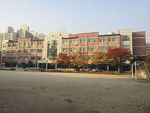 수도여자고등학교: 학교 연혁, 학교 동문, 참고 자료